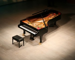 ニューヨクでピアノリサイタル用のグランドピアノ